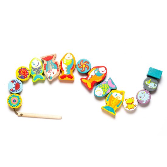 Wooden fishes lacing toy