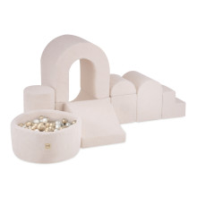 PLUSH NEST Slott Lekplats med Pool + 150 Bollar (Pärl- & Guld), Krämfärgad Lamm