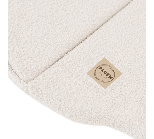 PLUSH NEST blommatta, 115x115x5cm, cream, lammull, fluffig blomma